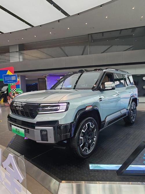 东莞348比亚迪方程豹硬派越野的爆款，英菲尼迪35周年与你共成长